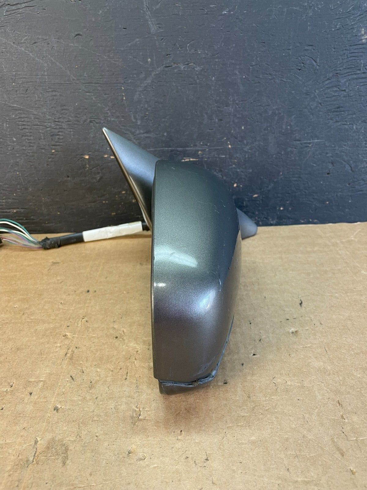 2004 to 2011 Lincoln Town Car Right Passenger View Heated Door Mirror AE8572 DW8