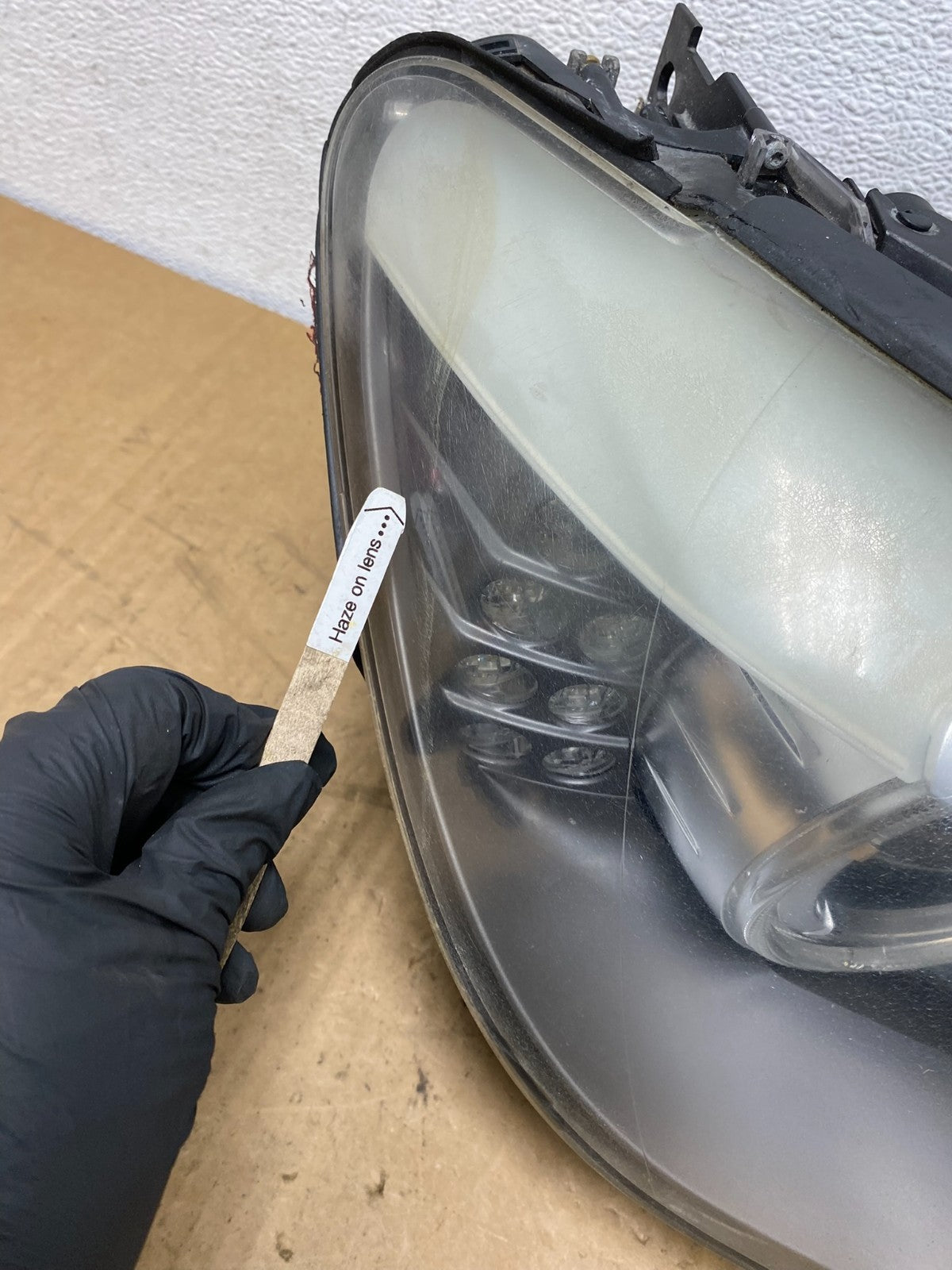 2009-2012 BMW 7-Series 740i 750i Right Passenger Xenon HID Headlight AC86095