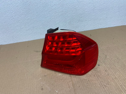 2009 2010 BMW 328i 3 Series Right Passenger RH Side Tail Light Oem AB8217 LK0