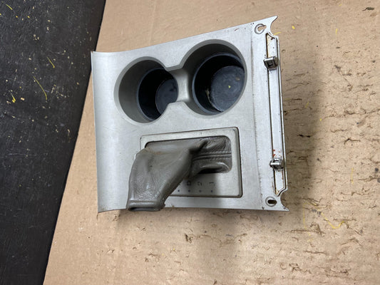 2003 to 2004 Lincoln Navigator Center Console Cup Holder Oem T6115 DG0