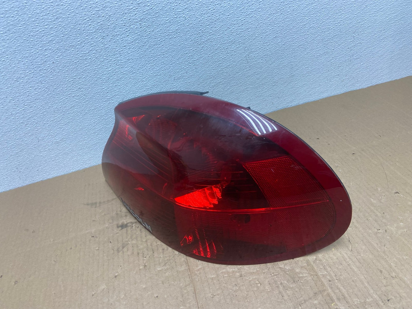 1998 - 2002 Lincoln Continental Right Passenger Rh Side Tail Light Oem AB8342 LK1