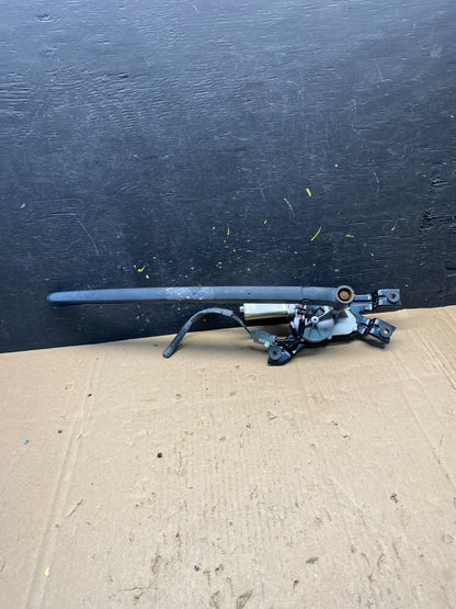 2012 to 2013 Land Rover LR4 Rear Glass Windshield Wiper Motor OEM r8843 DG0
