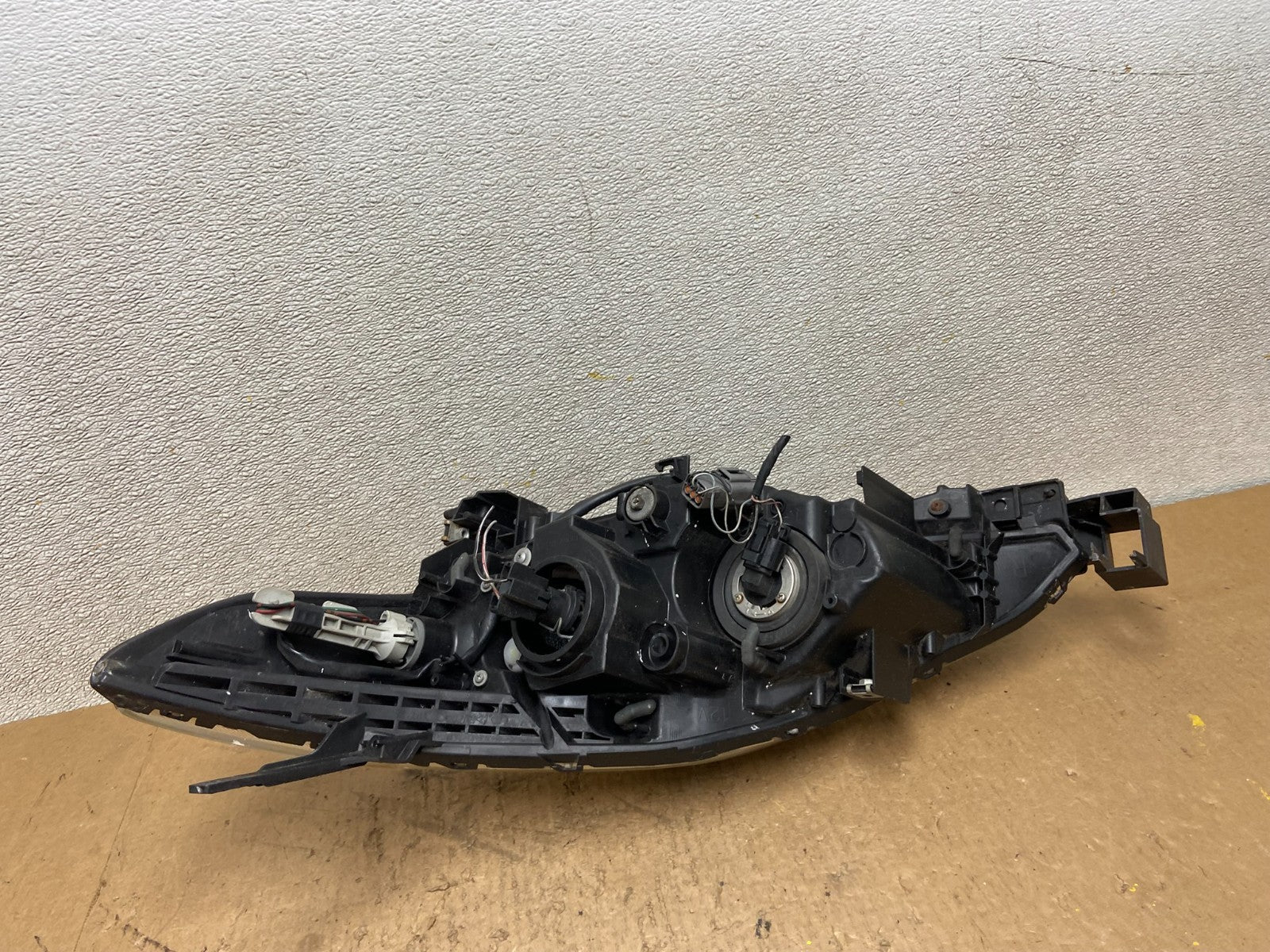 2008 2009 2010 Mazda 5 Right Passenger RH Halogen Headlight Z9576 DW5