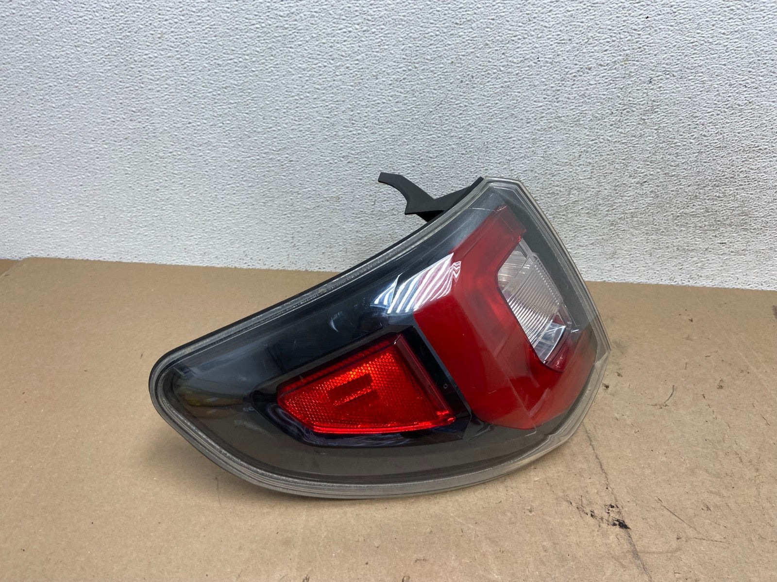 2013 to 2016 GMC Acadia Left Driver LH Side Tail Light AE6807 LK2