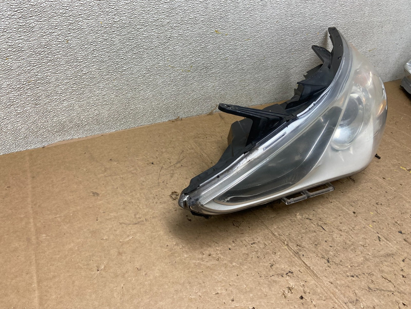 2011 - 2014 Hyundai Sonata Left Driver Lh Side Headlight Halogen AA4158 DW2