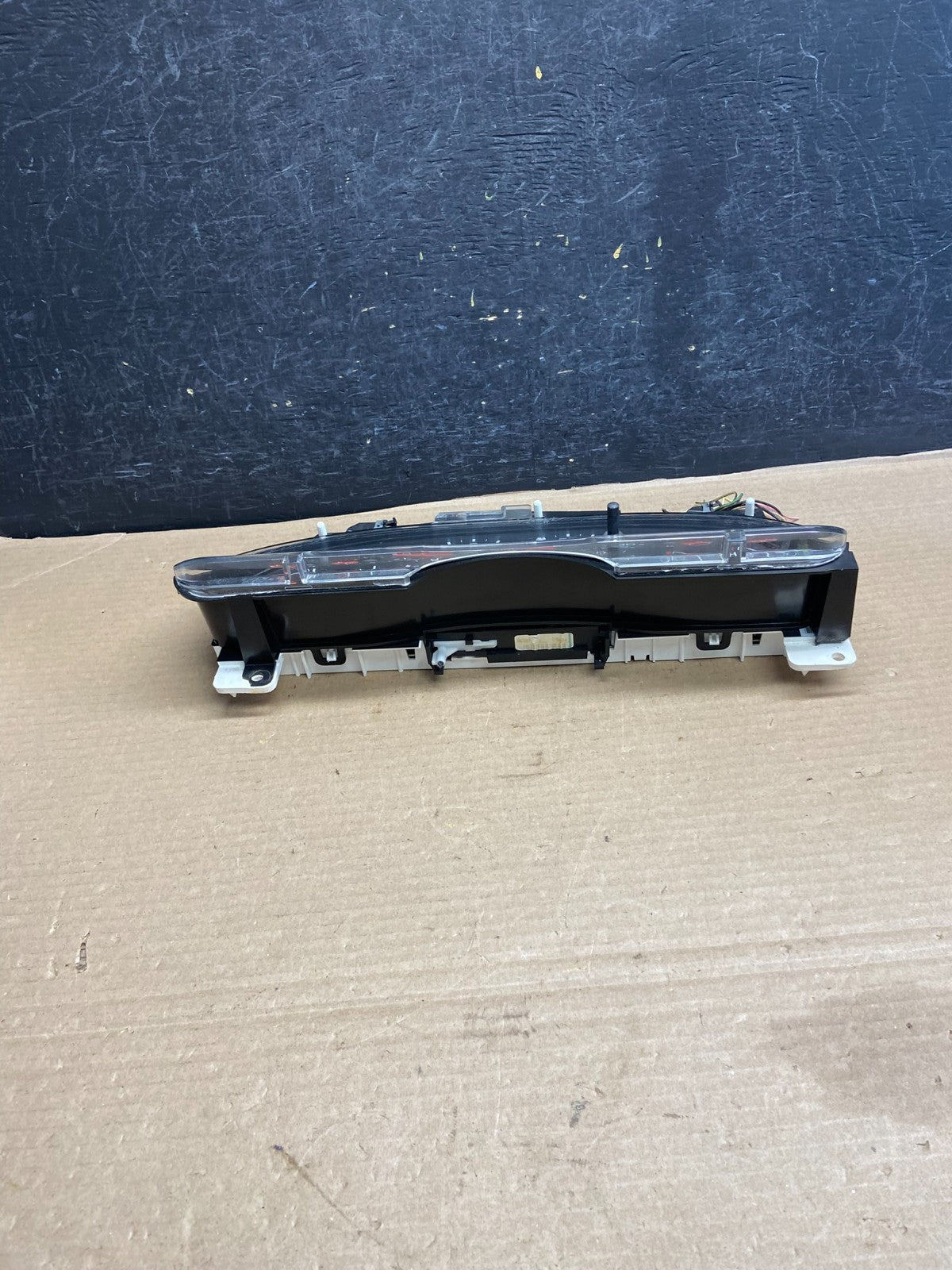 2004 to 2008 Ford E150 E250 Gauge Speedometer Cluster AH1438 DG4