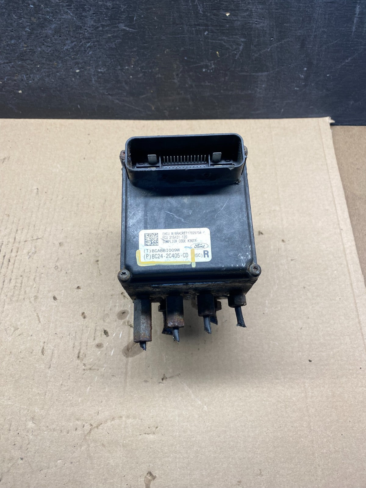 2011 - 2014 Ford E250 E350 Van ABS Anti Lock Brake Pump Module AH3204 DG0