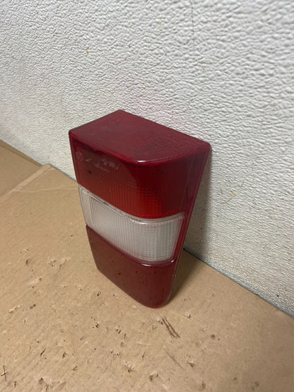 1993 to 1994 Volvo 850 Sedan Left Driver Lh Side Tail Light D9096 OEM DG11