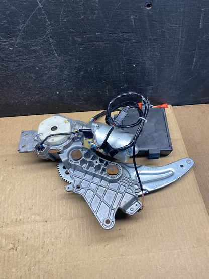 2008-2017 GMC Acadia Enclave Tailgate Back Door Rear Wiper Motor Wiper AG9557 DW0