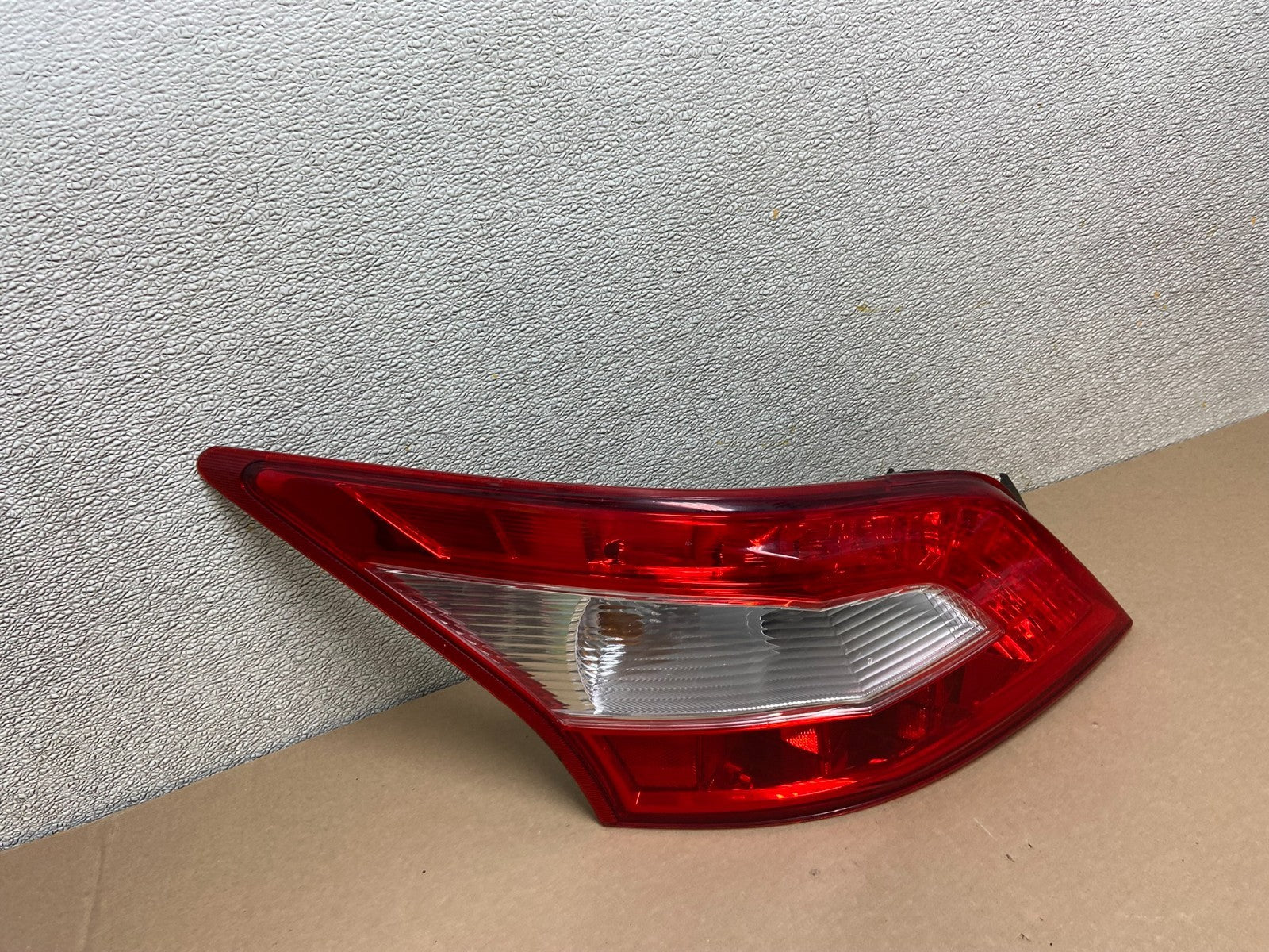 2009 2010 2011 Nissan Maxima Left Driver Lh Side Tail light OEM AB4974 LK2