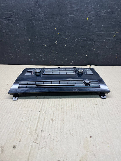 2012-2016 BMW F12 640i M6 Heater Ac Climate Radio Stereo Control OEM o1700 DG3