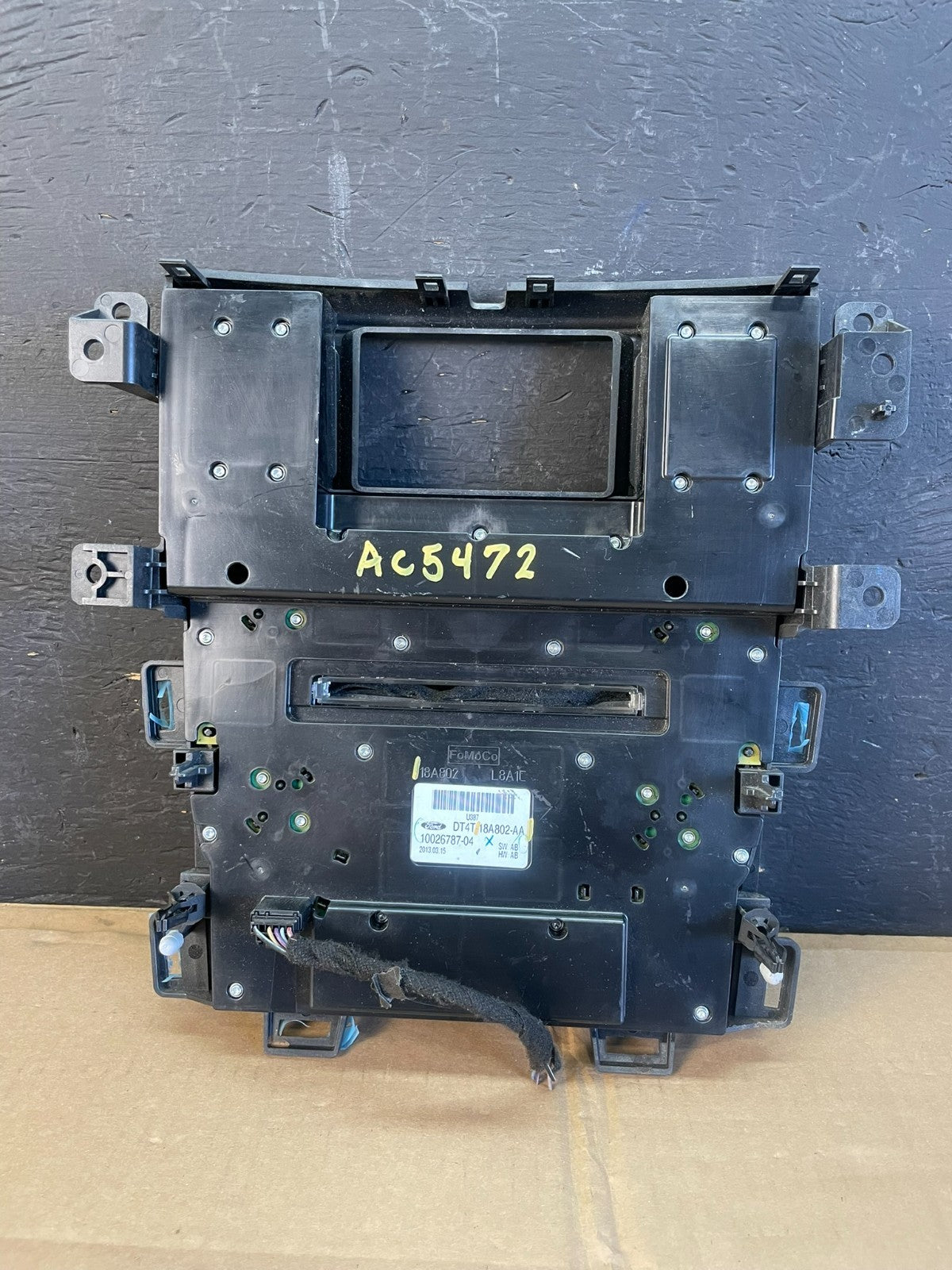 2011-2014 Ford Edge Heater Climate Control Radio CD Control Dash Bezel ac5472 DG4