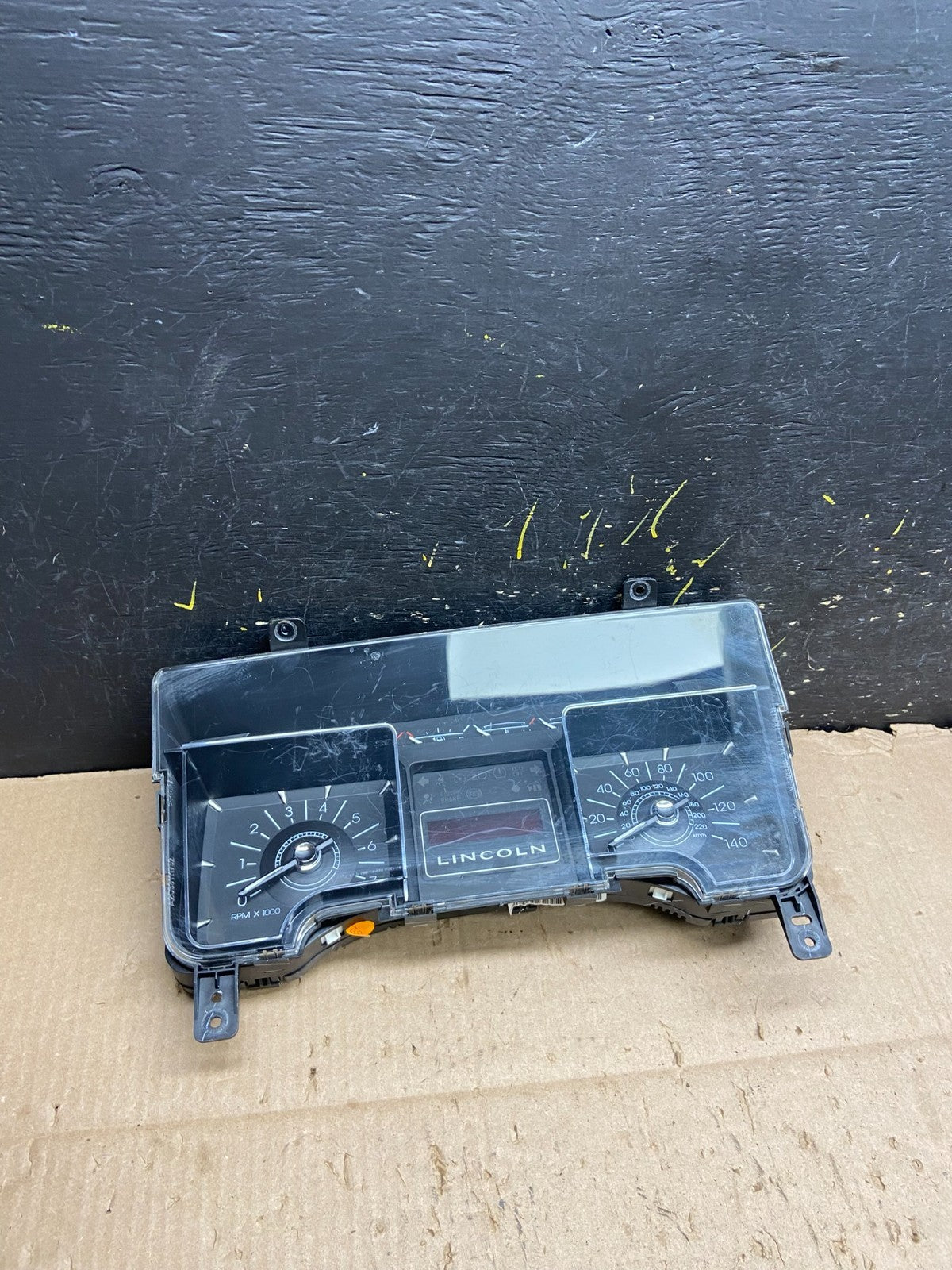 2007 to 2008  Lincoln Navigator Speedometer Gauge Cluster y5527 DG0