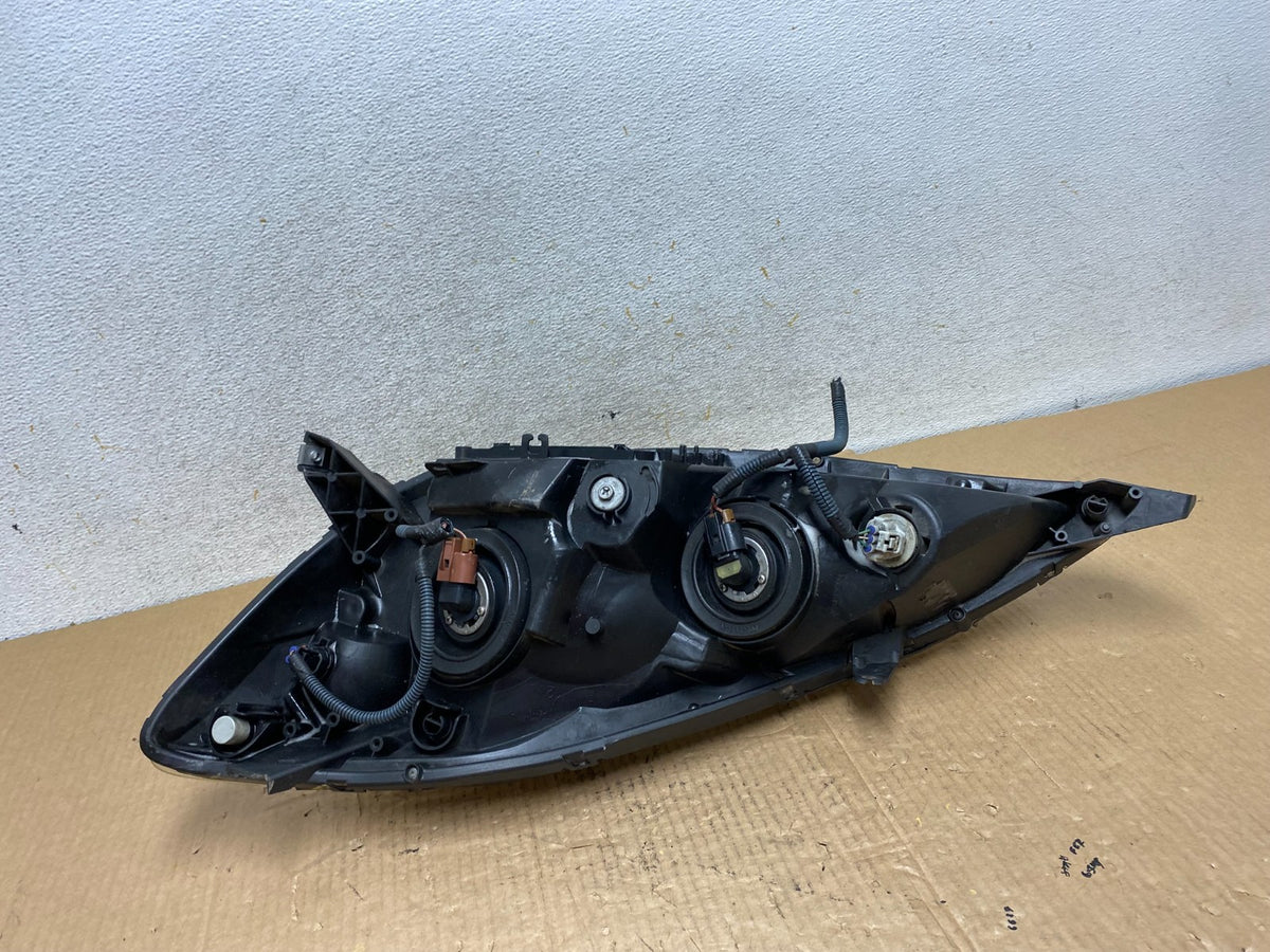 2006 to 2010 Toyota Sienna Right Passenger Rh Side Headlight Halogen AI6788 DW7