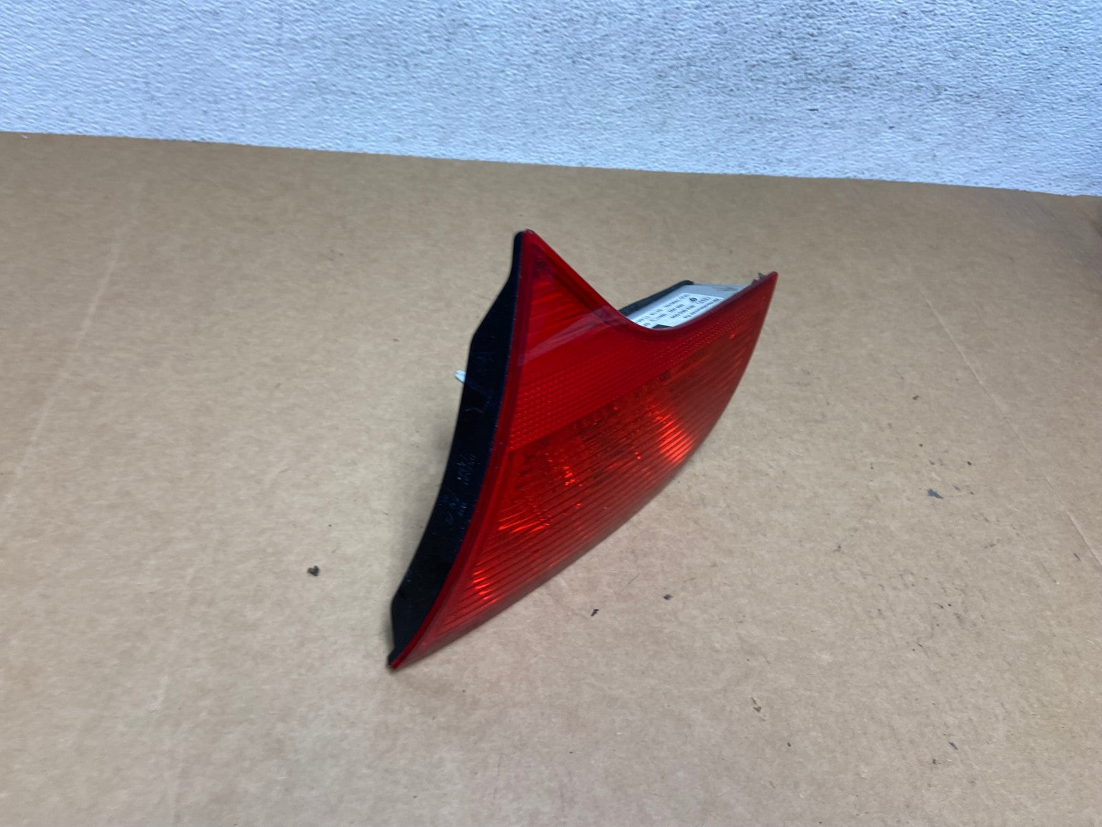 2004 to 2008 Audi A4 Avant Right Passenger RH Inner Tail Light AE2918 LK2