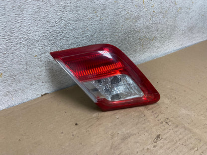 2010 - 2011 Toyota Camry Left Driver LH Side Inner Tail Light AH9504 LK2