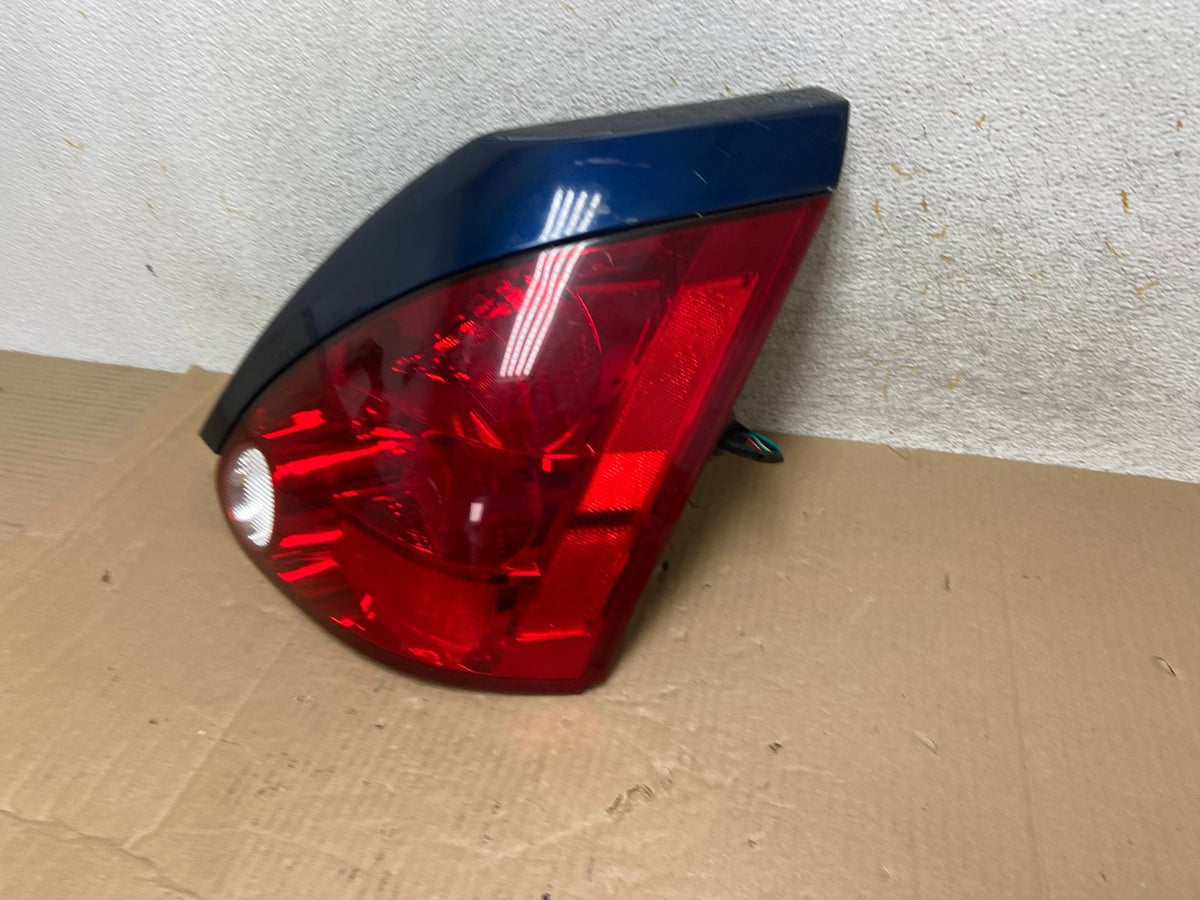 2004 2005 2006 2007 2008 Nissan Maxima Right Passenger Tail Light AI1200 LK1