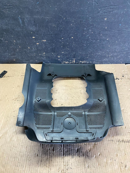 2001 to 2005 Volkswagen Passat 2.8 Turbo Engine Motor Cover Q3250 DG5