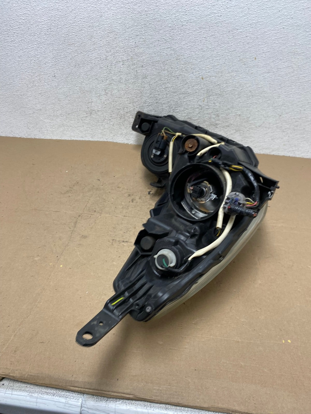 2010 2011 2012 Subaru Legacy Outback Left Driver Halogen Headlight AF4522 LK8