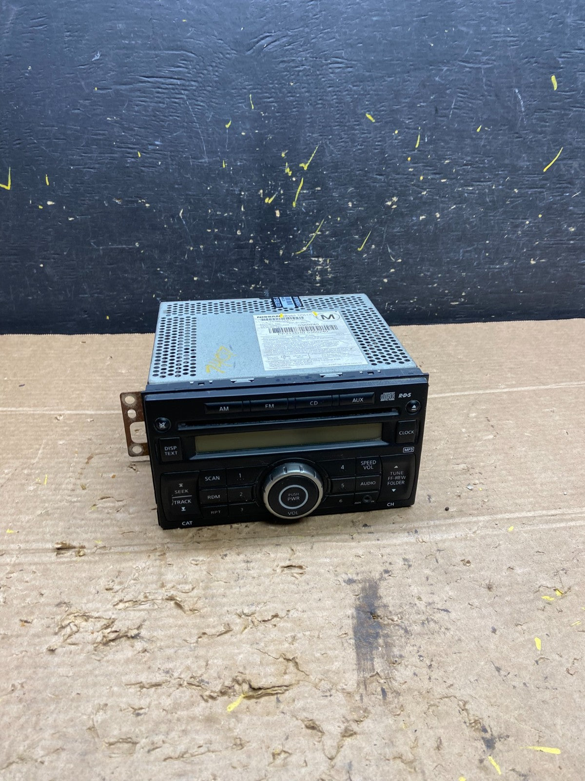 2012-2017 Nissan NV1500 Radio AM FM CD Player Receiver W9810 DG0
