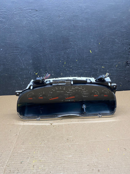 2006 Ford E350 Gauge Speedometer Cluster OEM q9570 DG0