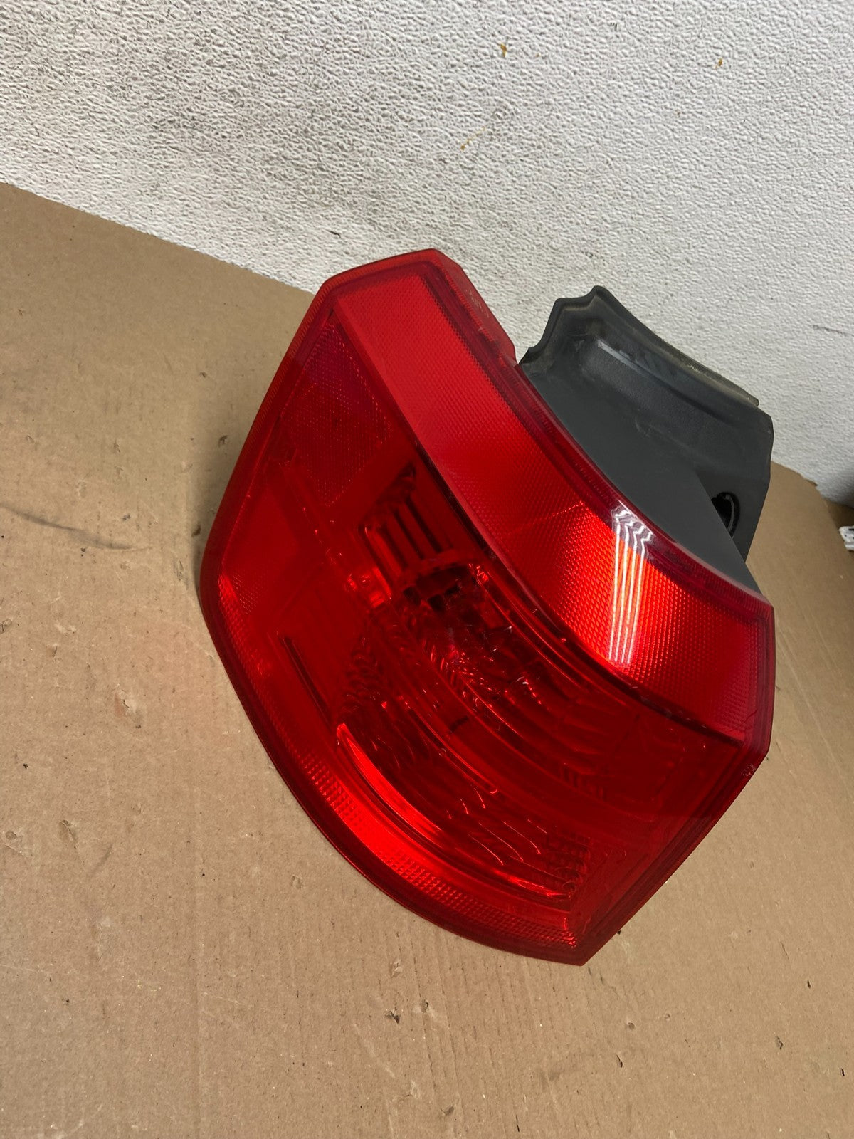 2010 to 2017 GMC Terrain Halogen Tail Light Left Driver Lh Side AD6465 DW2