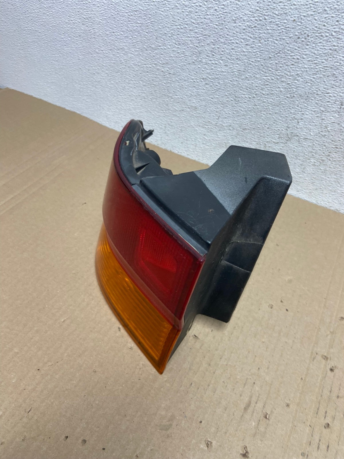 2002 2003 2004 Honda Odyssey Left Driver LH Side Tail Light AE9477 LK1