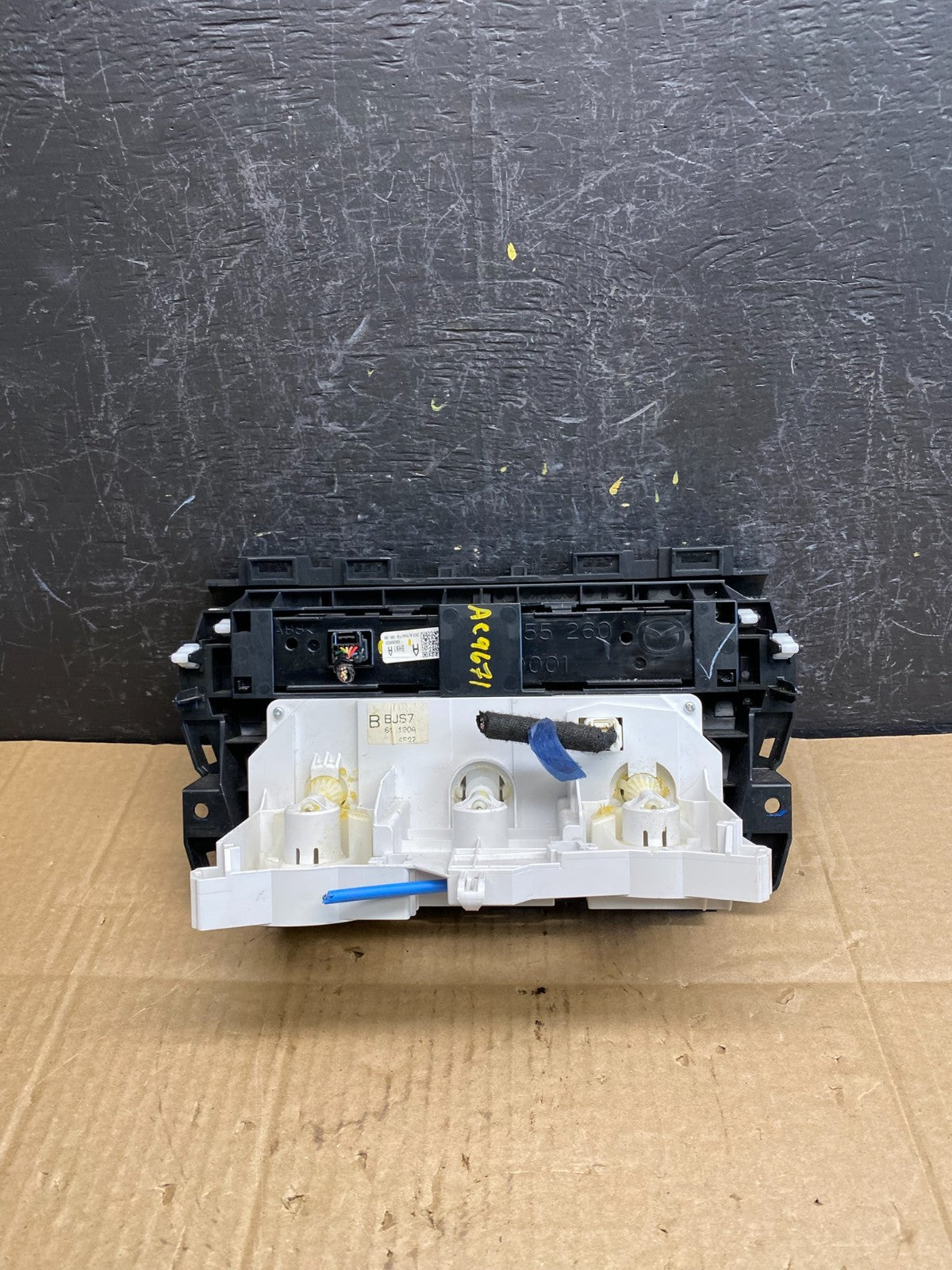 2014 2015 2016 Mazda 3 A/C Manual Climate Control Panel ac9471 DG3