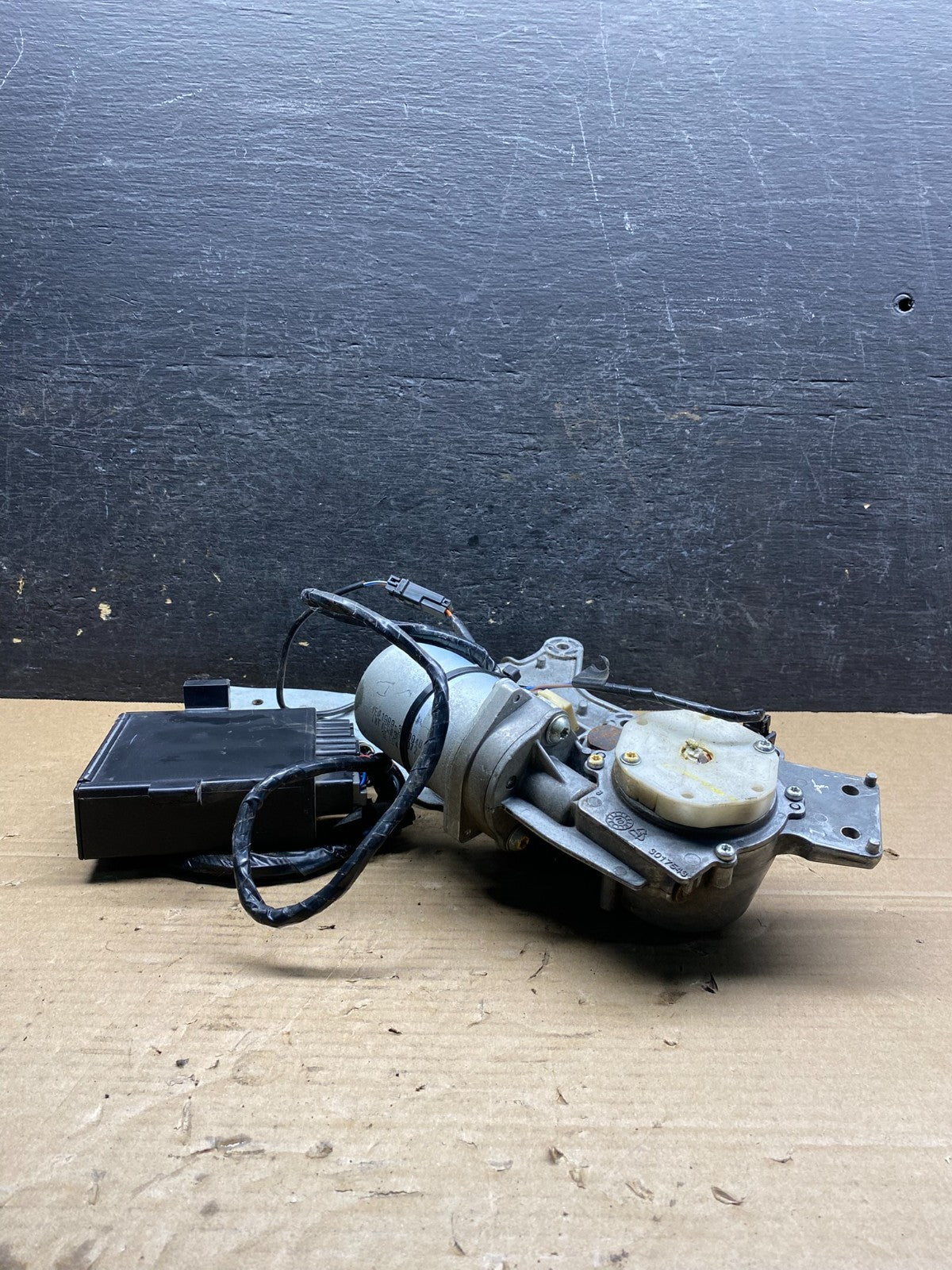 2008-2017 GMC Acadia Enclave Tailgate Back Door Rear Wiper Motor Wiper AI7482 DG2