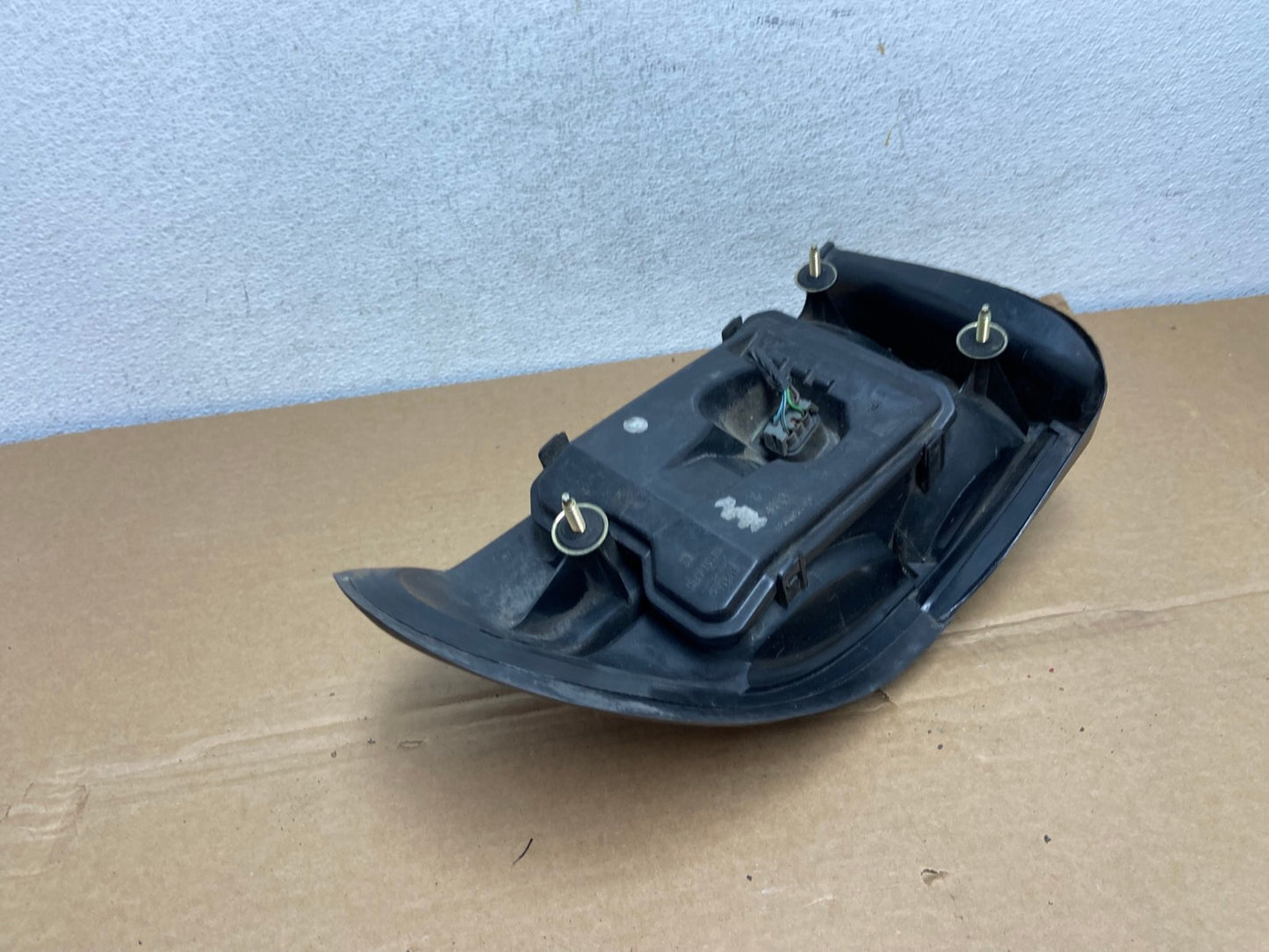 1997 to 2003 Chevrolet Malibu Left Driver LH Side Tail Light AD37765