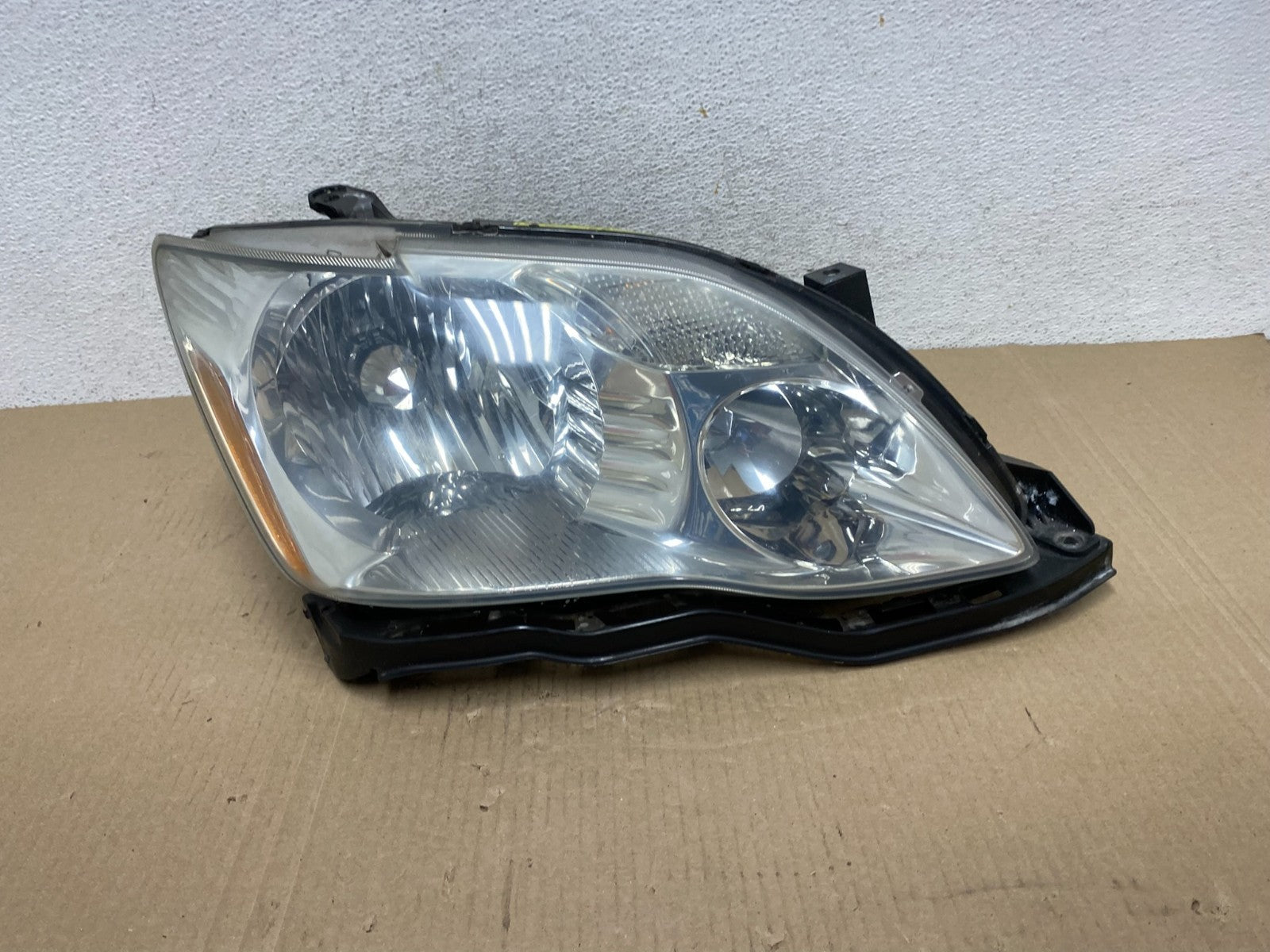 2005 - 2007 Toyota Avalon Right Passenger Side XENON HID Headlight AF5789 DW0