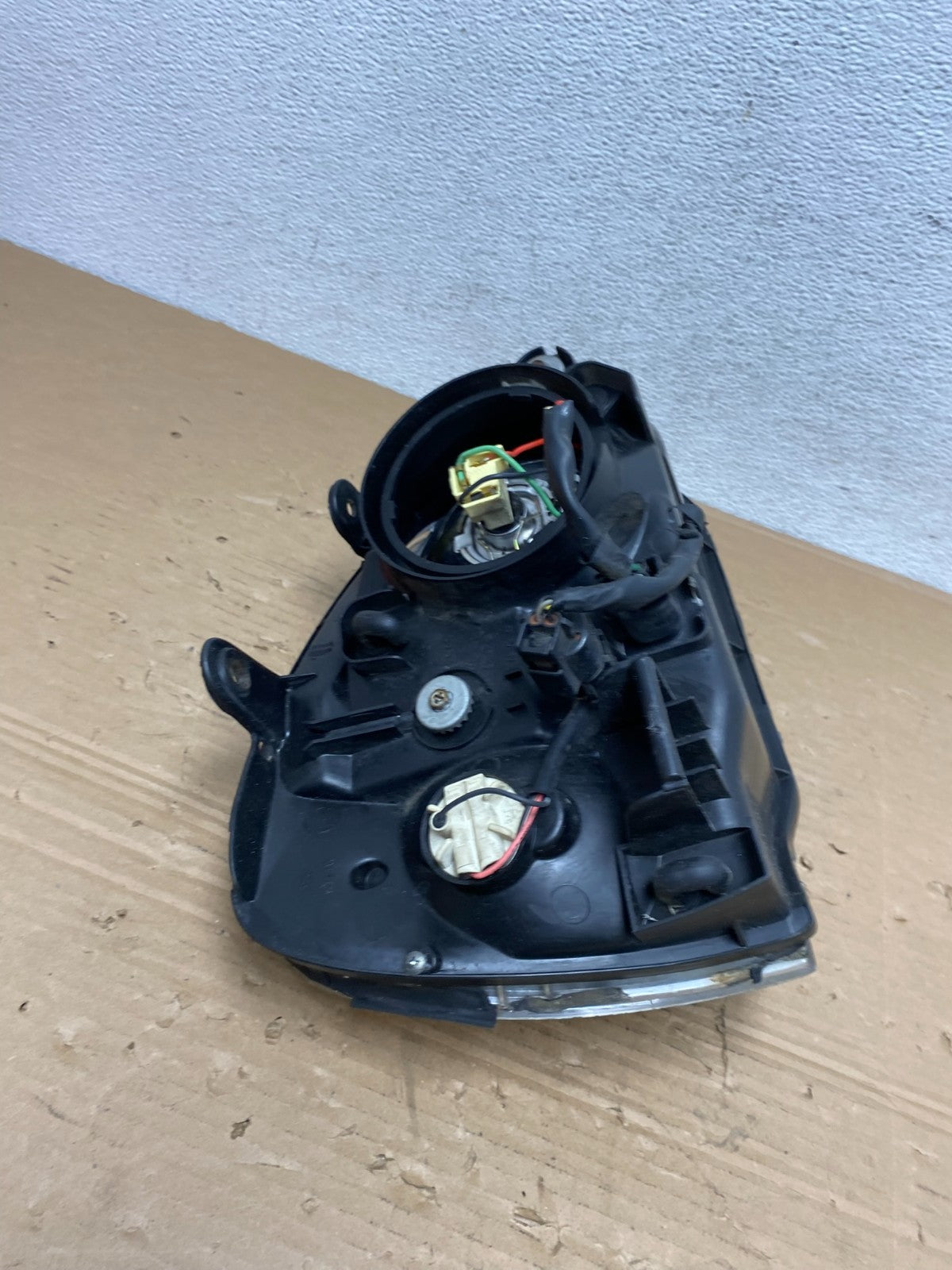 2001-2003 Hyundai Santa Fe Left Driver LH Headlight Halogen AD4293 DW8