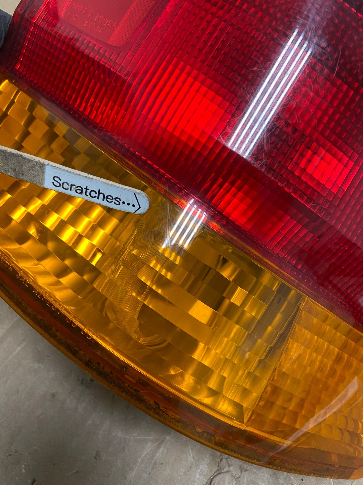 2002 2003 2004 Honda Odyssey Right Passenger Side Tail Light AC5990 LK3