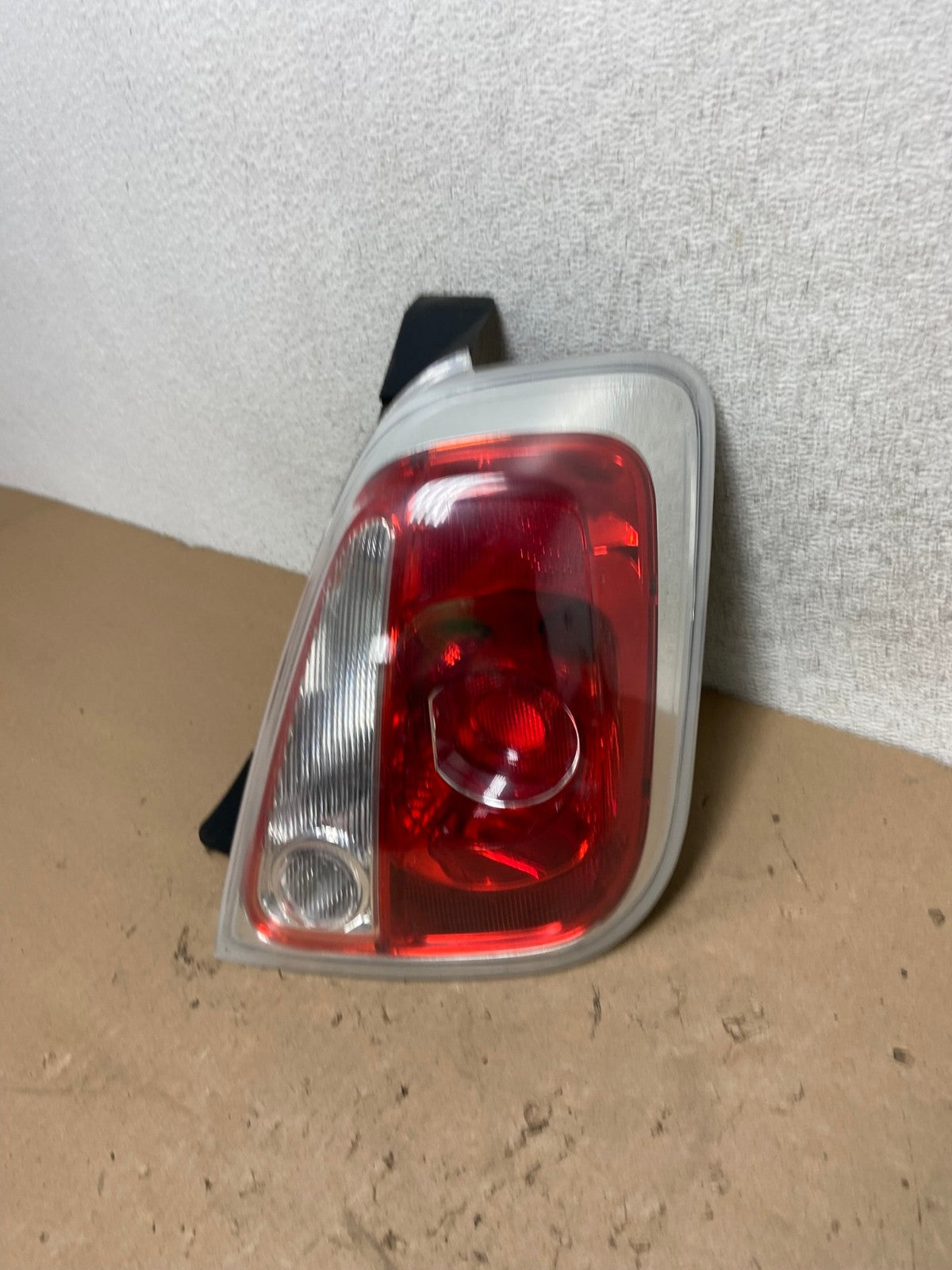 2012-2017 Fiat 500 Right Passenger RH Side Tail Light AG4288 LK1