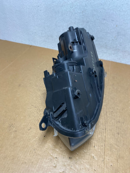 2010-2014 Volkswagen Golf MK6 GTI Right Passenger RH Halogen Headlight AE0289 DW9