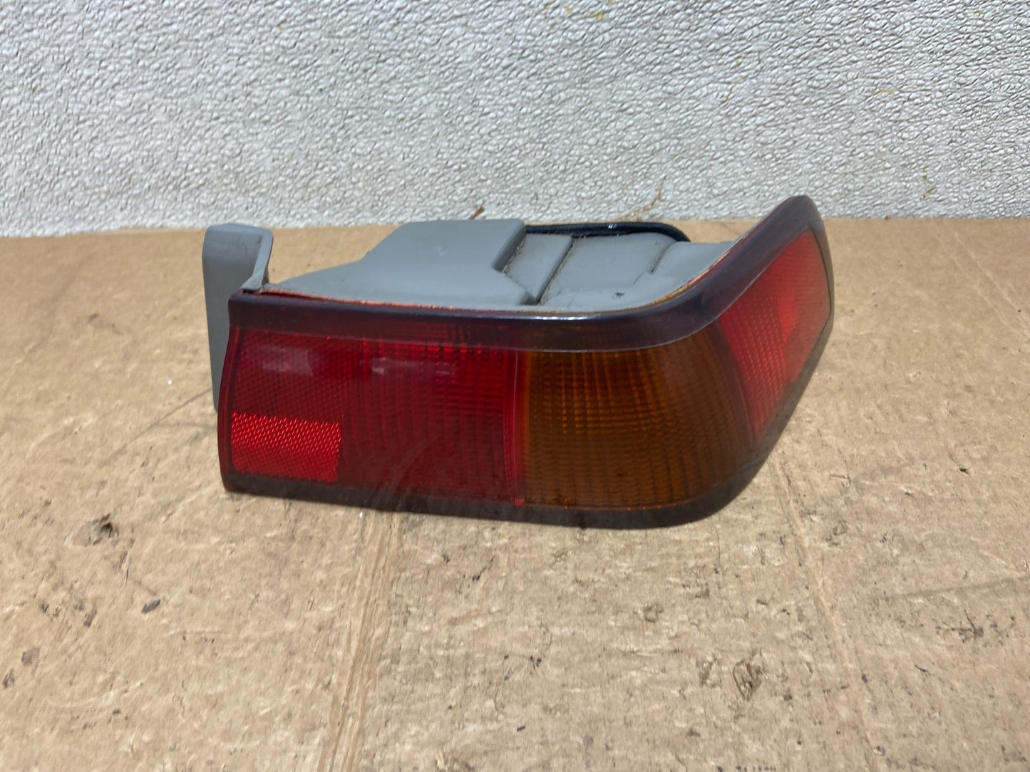 1997 1998 1999 Toyota Camry Tail Light Right Passenger Rh Side Oem AA27330