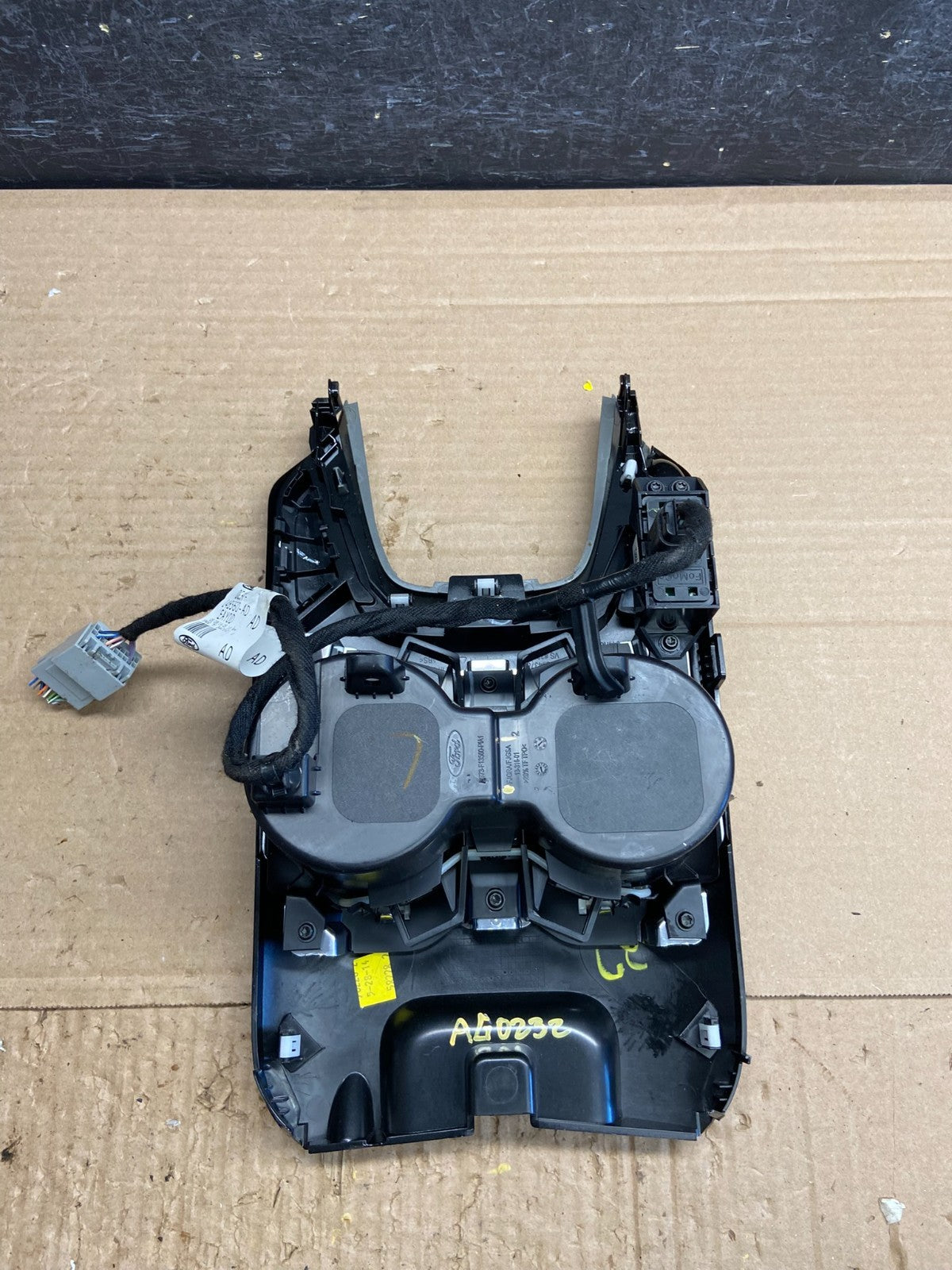 2013 to 2016 Ford Fusion Front Center Console Cup Holder Cupholder AG02323