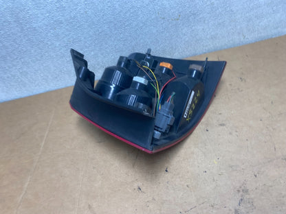 2006 - 2009 Land Rover Range Rover L320 Left Driver LH Tail Light Oem X5224 DW7