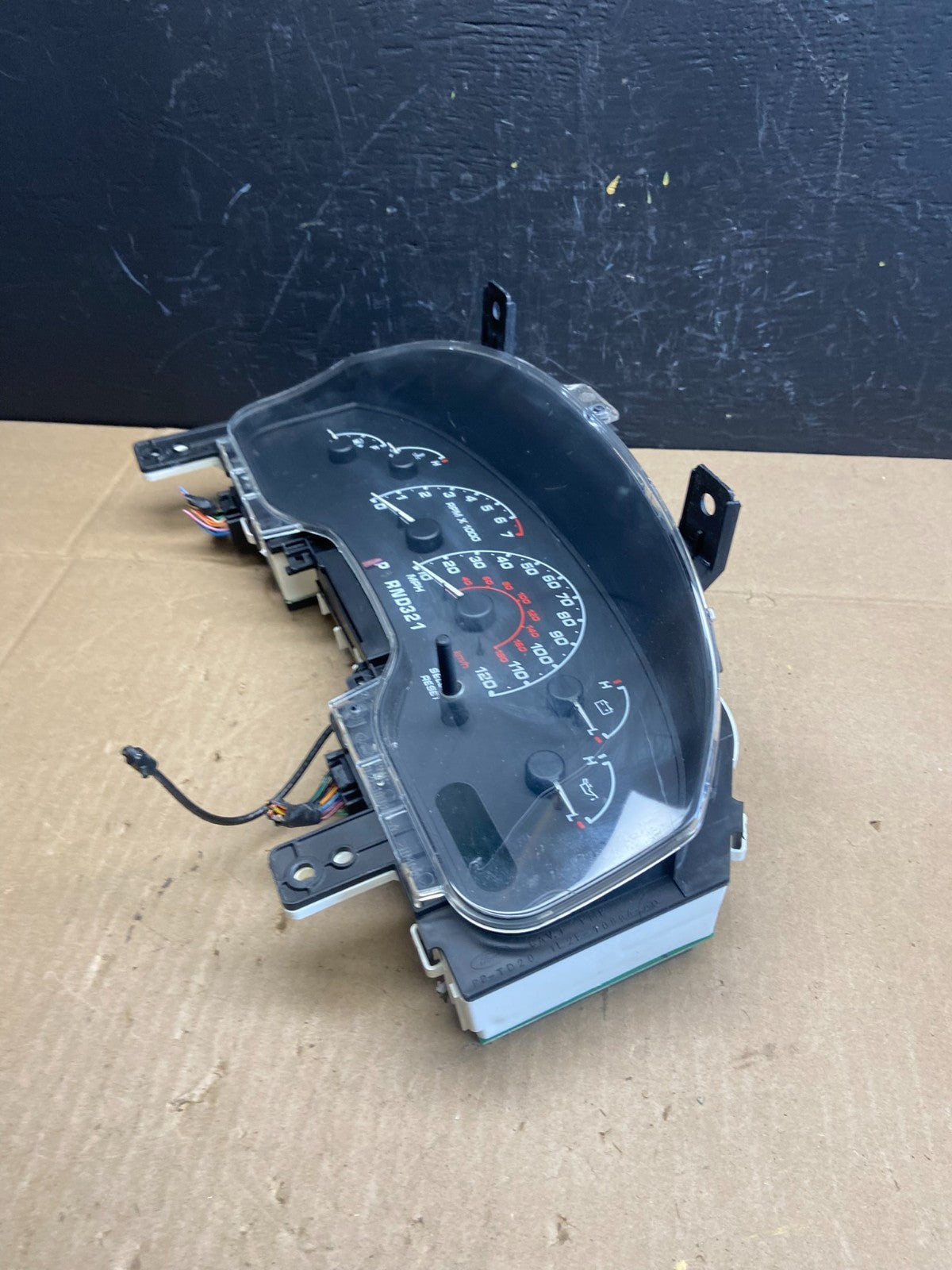 2001 to 2003 Ford Explorer Speedometer Cluster Gauge Oem AB9391 DG4