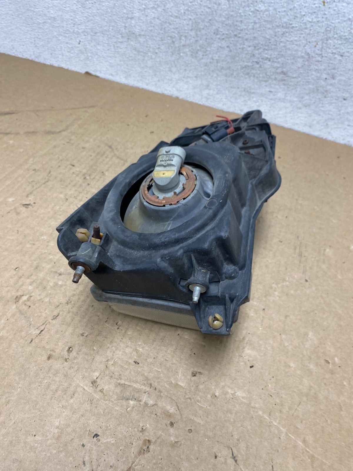 1993 to 1997 Toyota Corolla Left Driver LH Side Headlight AG0535 DW8