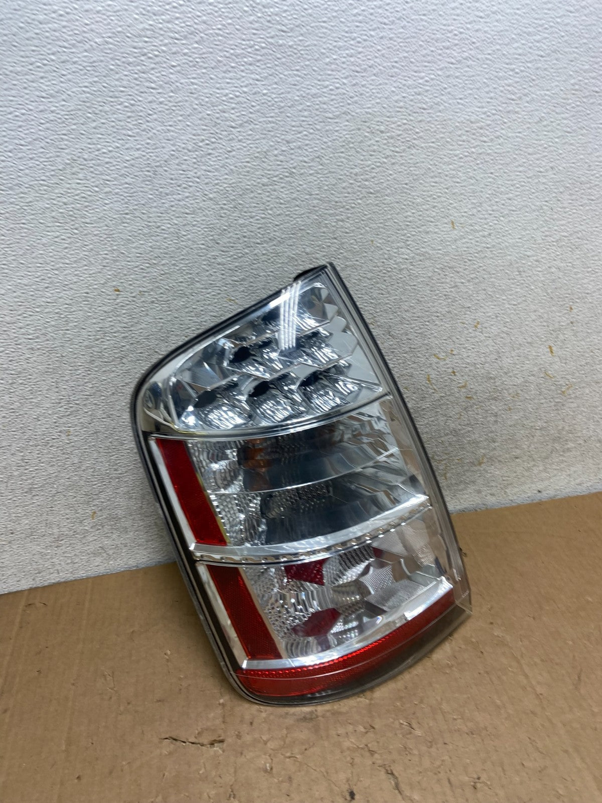 2006 2007 2008 2009 Toyota Prius Tail Light Left Driver LH AI9057 LK2