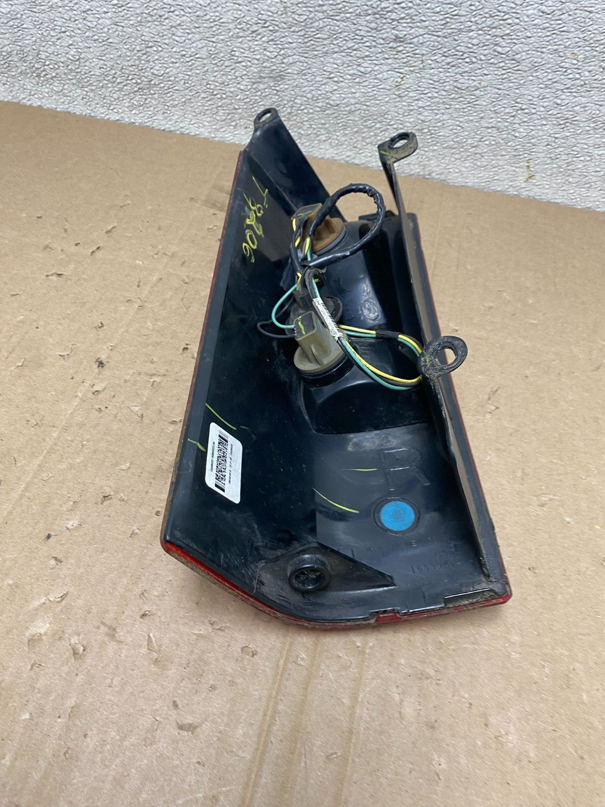 2003 2017 Chevrolet Express 1500 2500 3500 Right Passenger Tail Light T8206 DW7