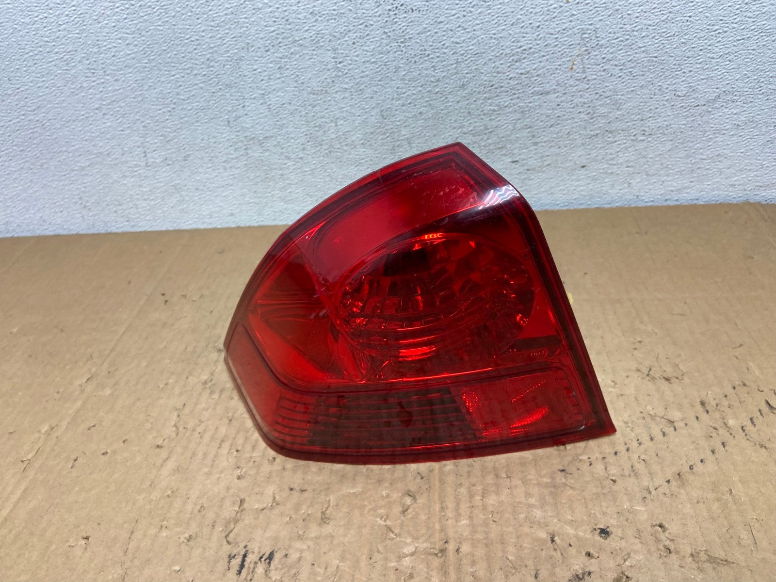 2003 2004 2005 Honda Civic Sedan Left Driver LH Side Tail Light AD2411 LK0