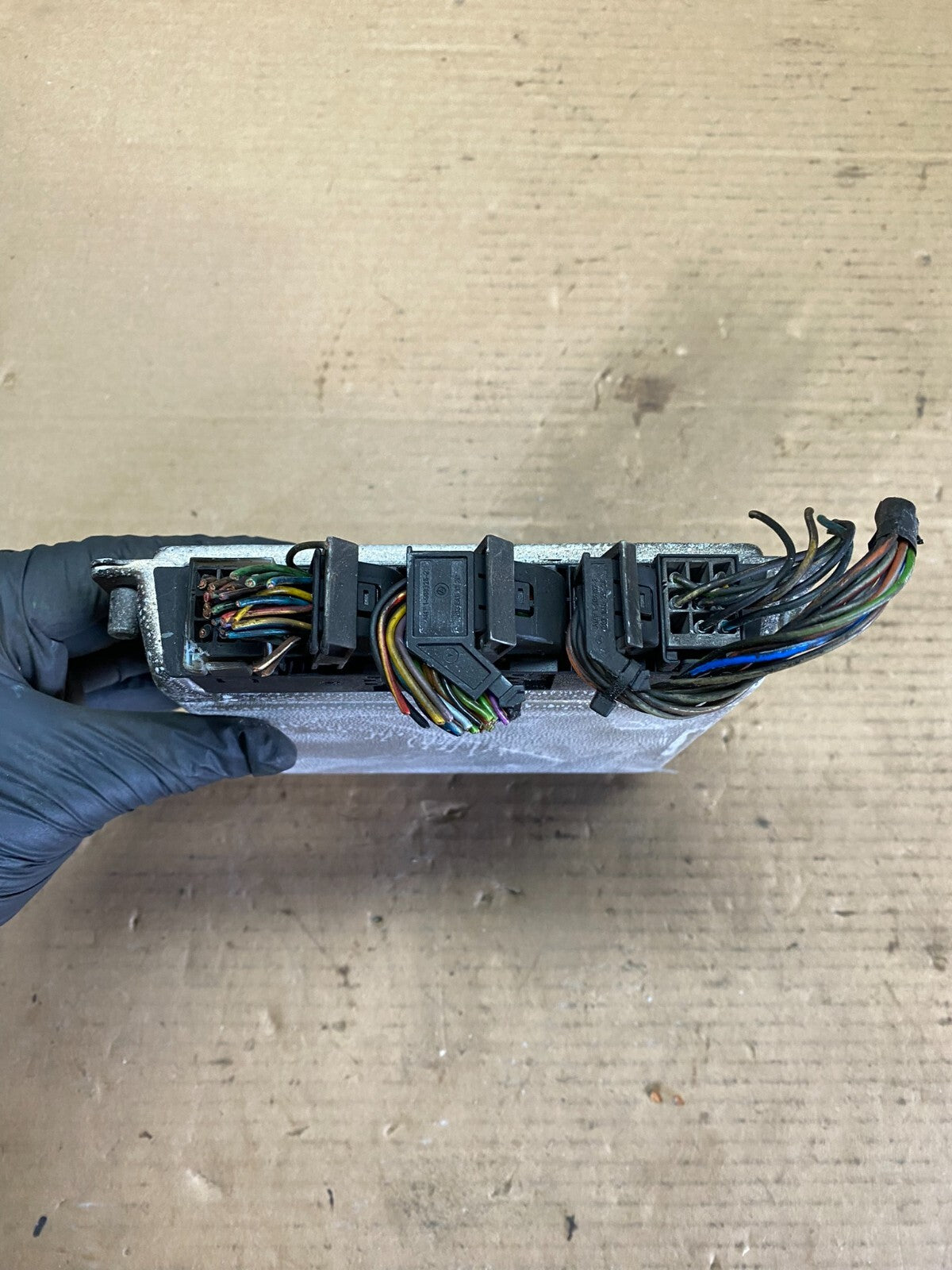 1999 to 2005 Mercedes E320 CLK320 Engine Control Unit ECU Module E1802 DG11