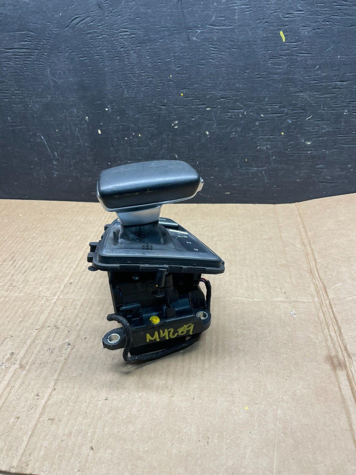 2018 to 2023 Audi SQ5 Automatic Transmission Gear Shift Shifter OEM M42893