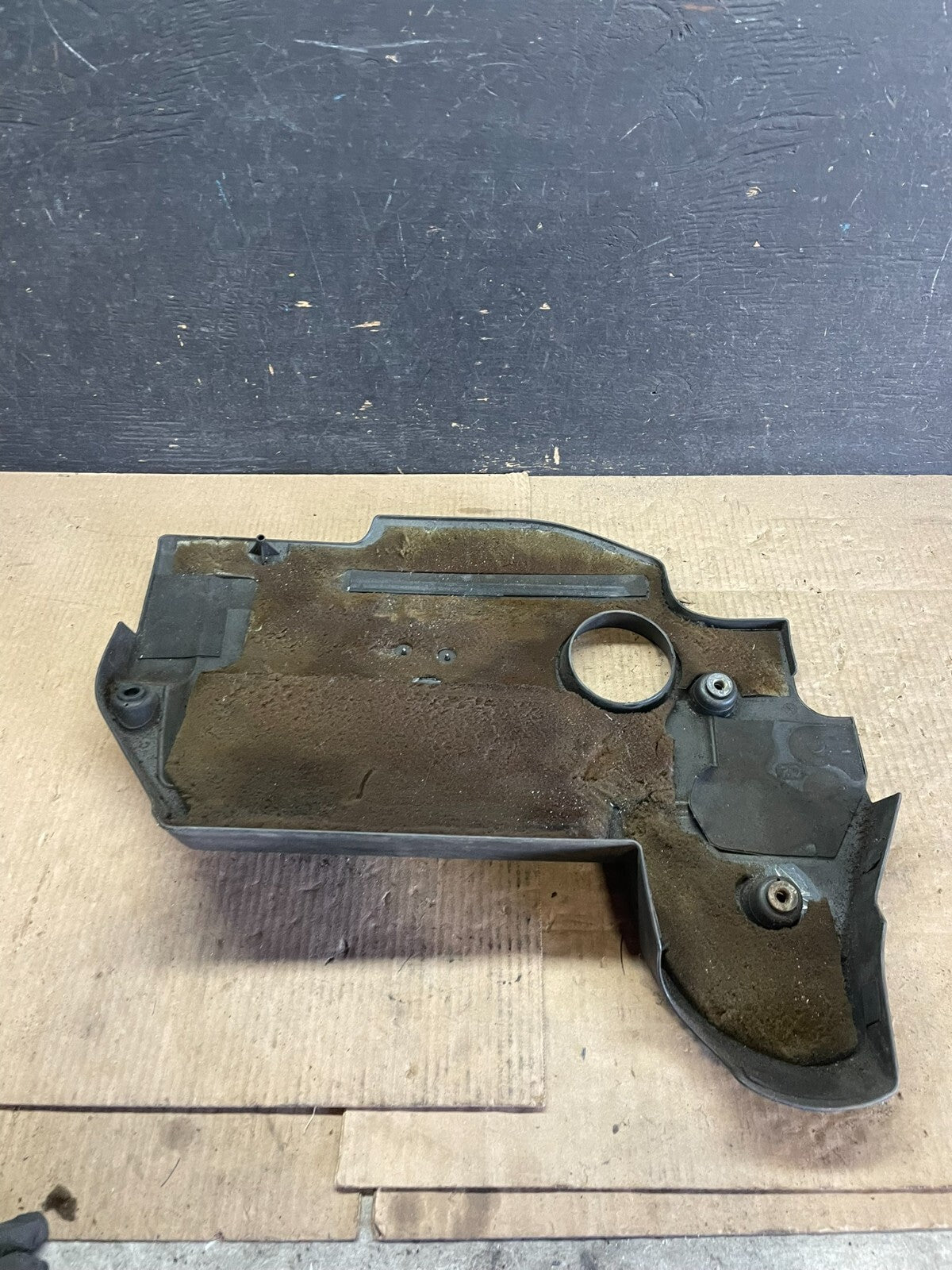 2007 to 2013 Nissan Altima 2.5 L Engine Cover M8828 PS5