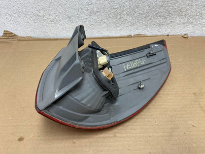 2006 to 2010 Toyota Sienna Left Driver LH Side Tail Light AG9171 LK5