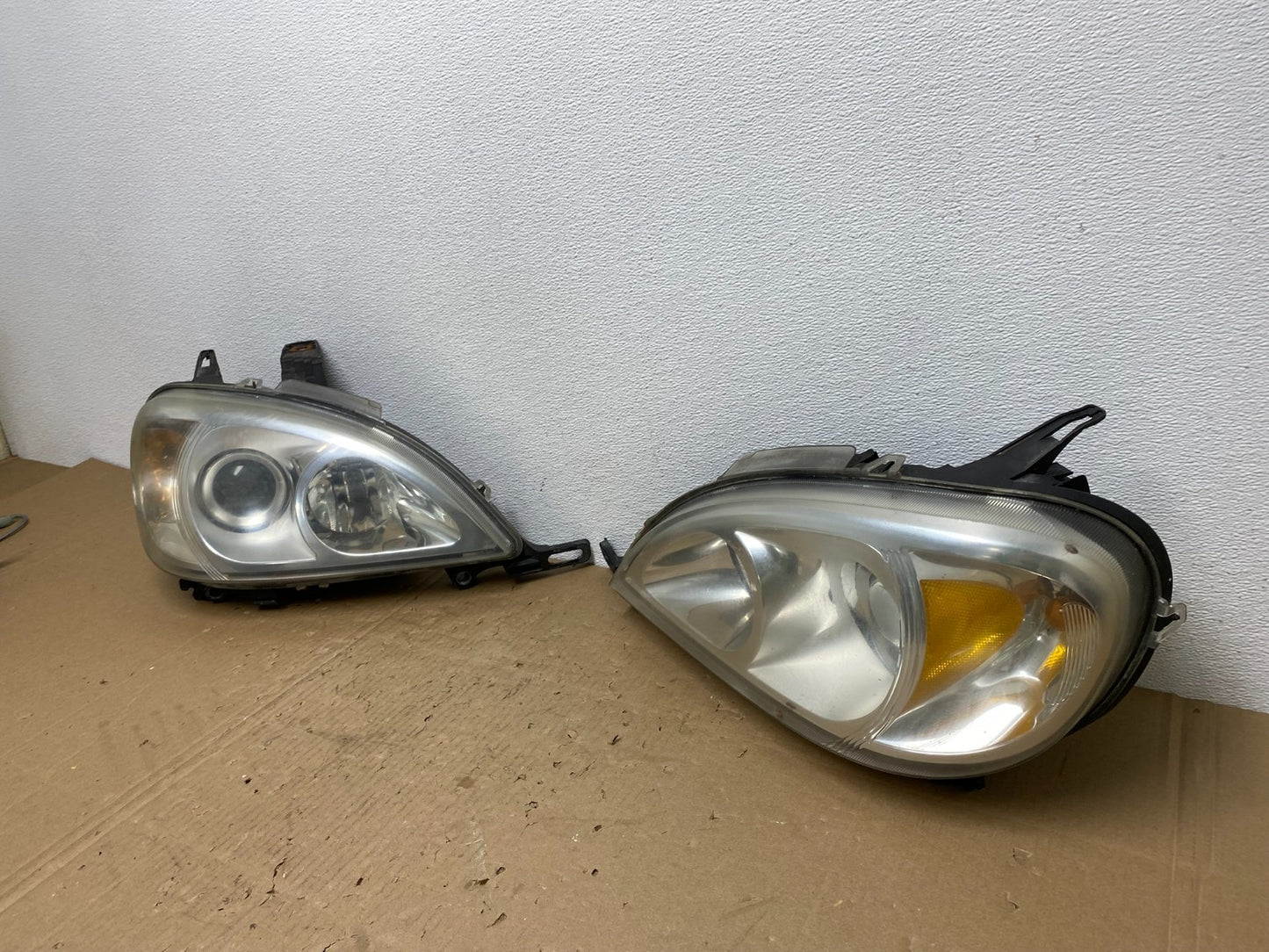 2002 - 2005 Mercedes ML ML350 ML500 Left+Right Side Halogen Headlights AB6987 DW1