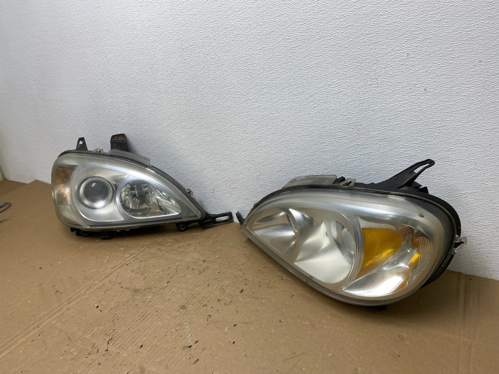 2002 - 2005 Mercedes ML ML350 ML500 Left+Right Side Halogen Headlights AB6987 DW1