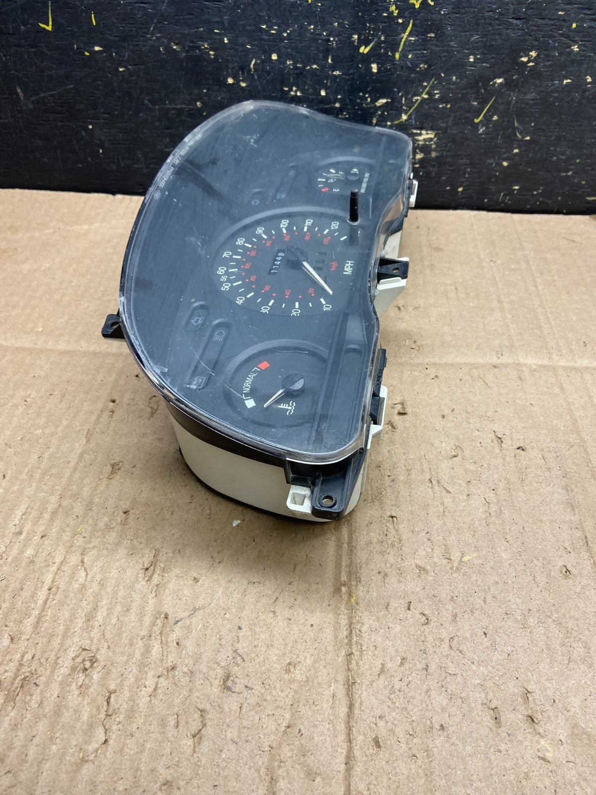 1995 to 1997 Ford Fusion Instrument Speedometer Gauge Cluster OEM AA8117 DG2